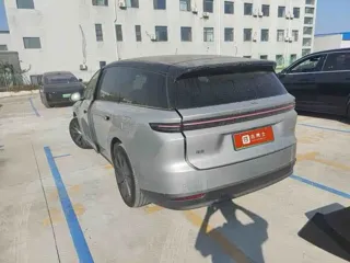 Li i8 2025 купить из Китая, цена 8 380 000 ₽ — Suifenhe Auto