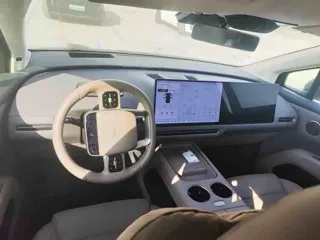 Li i8 2025 купить из Китая, цена 8 380 000 ₽ — Suifenhe Auto