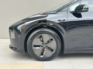 Li i8 2025 купить из Китая, цена 8 362 000 ₽ — Suifenhe Auto