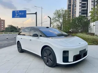 Li i8 2026 купить из Китая, цена 8 529 000 ₽ — Suifenhe Auto