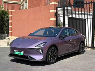 Deepal L06 2025 купить из Китая, цена 3 769 000 ₽ — Suifenhe Auto