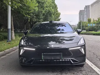 Deepal L06 2025 купить из Китая, цена 3 678 000 ₽ — Suifenhe Auto