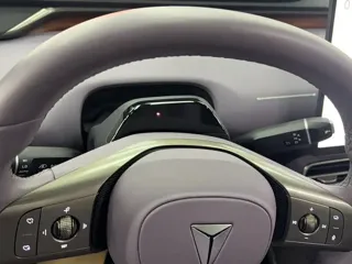 Deepal L06 2025 купить из Китая, цена 4 085 000 ₽ — Suifenhe Auto