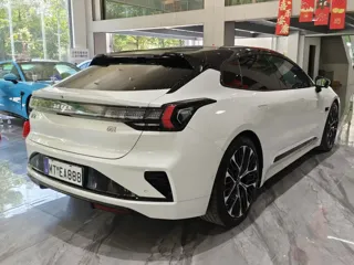 Zeekr 001 2026 купить из Китая, цена 9 973 000 ₽ — Suifenhe Auto