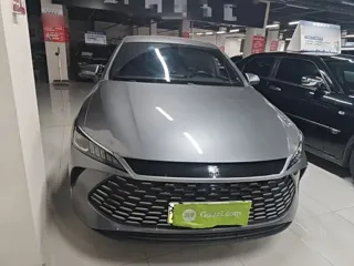BYD Qin Plus 2025 купить из Китая, цена 2 650 000 ₽ — Suifenhe Auto