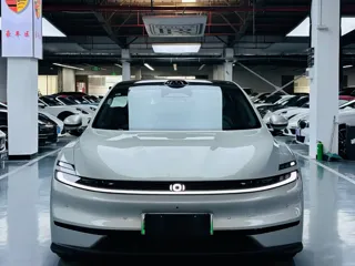 Changan A06 2026 купить из Китая, цена 3 876 000 ₽ — Suifenhe Auto