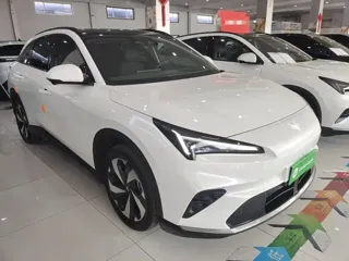 Arcfox Alpha T5 2026 купить из Китая, цена 3 816 000 ₽ — Suifenhe Auto