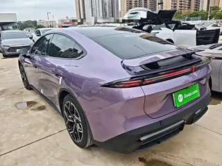 Deepal L06 2025 купить из Китая, цена 4 129 000 ₽ — Suifenhe Auto