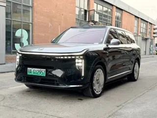 IM Motors LS9 2025 купить из Китая, цена 7 637 000 ₽ — Suifenhe Auto