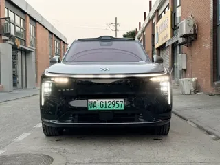 IM Motors LS9 2025 купить из Китая, цена 7 637 000 ₽ — Suifenhe Auto