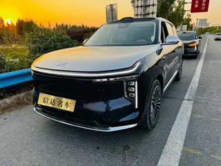 IM Motors LS9 2025 купить из Китая, цена 7 928 000 ₽ — Suifenhe Auto