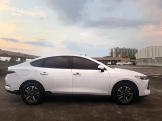 BYD Qin Plus 2026 купить из Китая, цена 2 769 000 ₽ — Suifenhe Auto