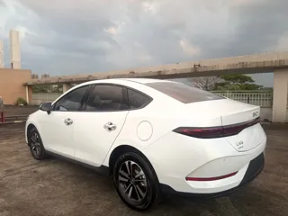 BYD Qin Plus 2026 купить из Китая, цена 2 769 000 ₽ — Suifenhe Auto