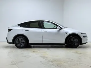 Tesla Model Y 2026 купить из Китая, цена 6 237 000 ₽ — Suifenhe Auto