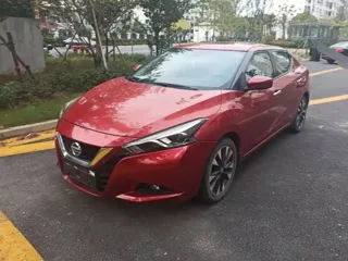 Nissan Lannia 2018 купить из Китая, цена 1 255 000 ₽ — Suifenhe Auto