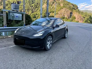 Tesla Model Y 2023 купить из Китая, цена 5 018 000 ₽ — Suifenhe Auto