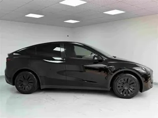 Tesla Model Y 2023 купить из Китая, цена 5 218 000 ₽ — Suifenhe Auto