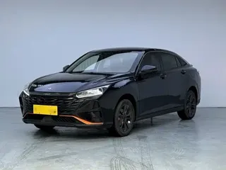 Dongfeng Yixuan 2023 купить из Китая, цена 1 025 000 ₽ — Suifenhe Auto