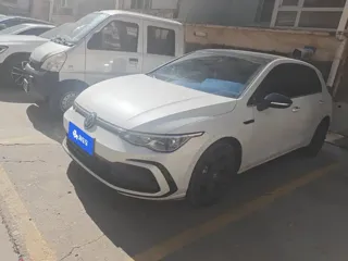 Volkswagen Golf 2023 купить из Китая, цена 1 974 000 ₽ — Suifenhe Auto
