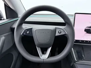 Tesla Model Y 2025 купить из Китая, цена 5 834 000 ₽ — Suifenhe Auto