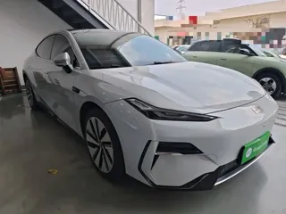 Geely E8 2024 купить из Китая, цена 3 386 000 ₽ — Suifenhe Auto