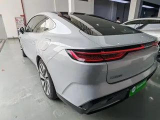 Geely E8 2024 купить из Китая, цена 3 386 000 ₽ — Suifenhe Auto