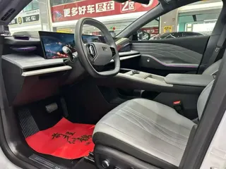 Geely E8 2024 купить из Китая, цена 3 769 000 ₽ — Suifenhe Auto