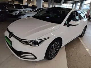 Volkswagen Golf 2021 купить из Китая, цена 1 601 000 ₽ — Suifenhe Auto