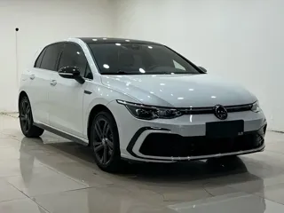 Volkswagen Golf 2022 купить из Китая, цена 1 929 000 ₽ — Suifenhe Auto