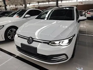 Volkswagen Golf 2021 купить из Китая, цена 1 661 000 ₽ — Suifenhe Auto