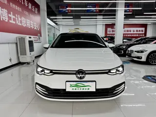 Volkswagen Golf 2024 купить из Китая, цена 2 020 000 ₽ — Suifenhe Auto