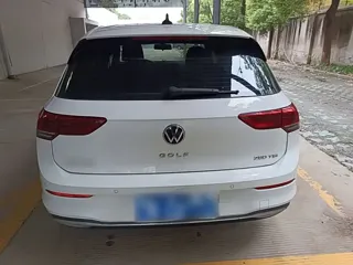 Volkswagen Golf 2024 купить из Китая, цена 1 891 000 ₽ — Suifenhe Auto