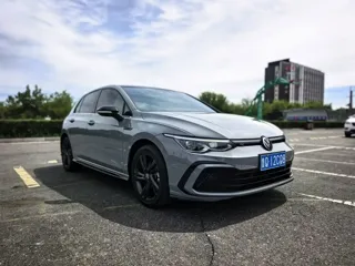 Volkswagen Golf 2023 купить из Китая, цена 2 209 000 ₽ — Suifenhe Auto