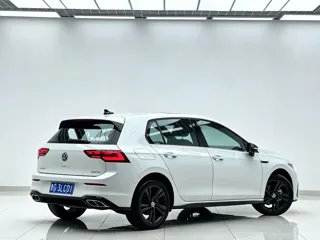 Volkswagen Golf 2024 купить из Китая, цена 2 538 000 ₽ — Suifenhe Auto
