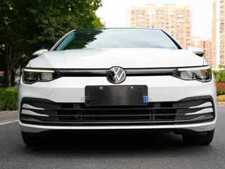 Volkswagen Golf 2022 купить из Китая, цена 1 604 000 ₽ — Suifenhe Auto