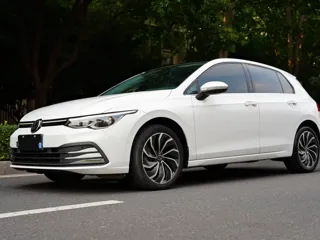 Volkswagen Golf 2022 купить из Китая, цена 1 604 000 ₽ — Suifenhe Auto