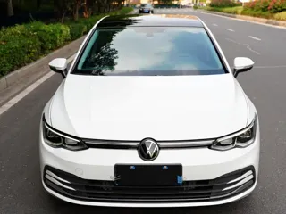 Volkswagen Golf 2022 купить из Китая, цена 1 604 000 ₽ — Suifenhe Auto