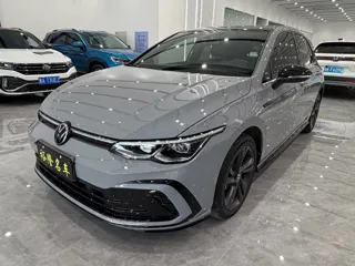Volkswagen Golf 2023 купить из Китая, цена 2 080 000 ₽ — Suifenhe Auto
