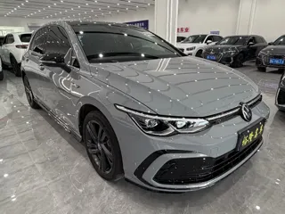 Volkswagen Golf 2023 купить из Китая, цена 2 080 000 ₽ — Suifenhe Auto