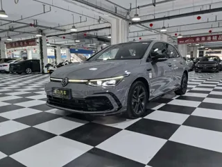 Volkswagen Golf 2023 купить из Китая, цена 1 887 000 ₽ — Suifenhe Auto