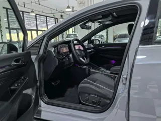 Volkswagen Golf 2023 купить из Китая, цена 1 887 000 ₽ — Suifenhe Auto