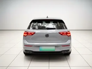Volkswagen Golf 2024 купить из Китая, цена 2 196 000 ₽ — Suifenhe Auto
