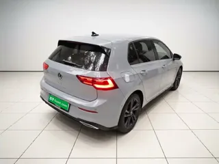 Volkswagen Golf 2024 купить из Китая, цена 2 196 000 ₽ — Suifenhe Auto