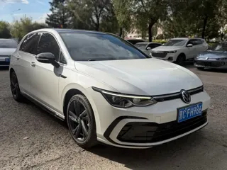 Volkswagen Golf 2023 купить из Китая, цена 1 909 000 ₽ — Suifenhe Auto