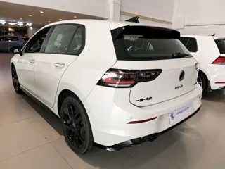 Volkswagen Golf 2025 купить из Китая, цена 3 688 000 ₽ — Suifenhe Auto