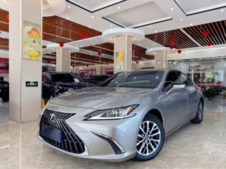 Lexus ES 2024 купить из Китая, цена 4 652 000 ₽ — Suifenhe Auto