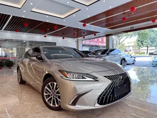 Lexus ES 2024 купить из Китая, цена 4 652 000 ₽ — Suifenhe Auto