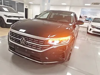 Volkswagen Passat 2025 купить из Китая, цена 4 205 000 ₽ — Suifenhe Auto