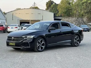 Volkswagen Passat 2025 купить из Китая, цена 3 991 000 ₽ — Suifenhe Auto