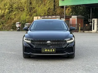 Volkswagen Passat 2025 купить из Китая, цена 3 991 000 ₽ — Suifenhe Auto
